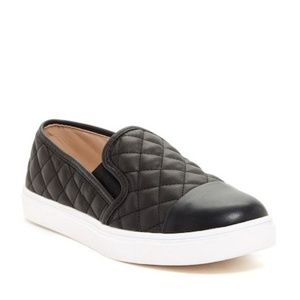 Steve Madden Zaander Slip-On Sneaker